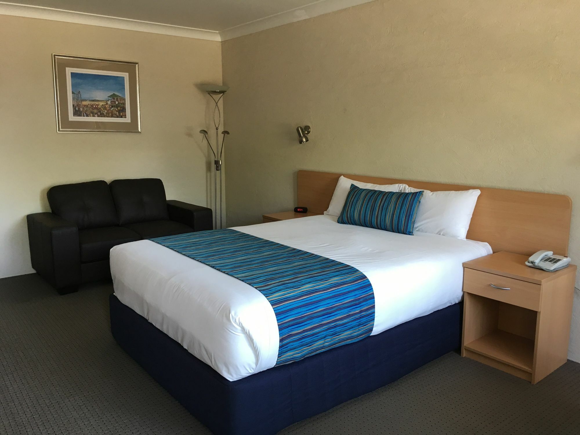 Edward Parry Motel And Apartments Tamworth Eksteriør bilde