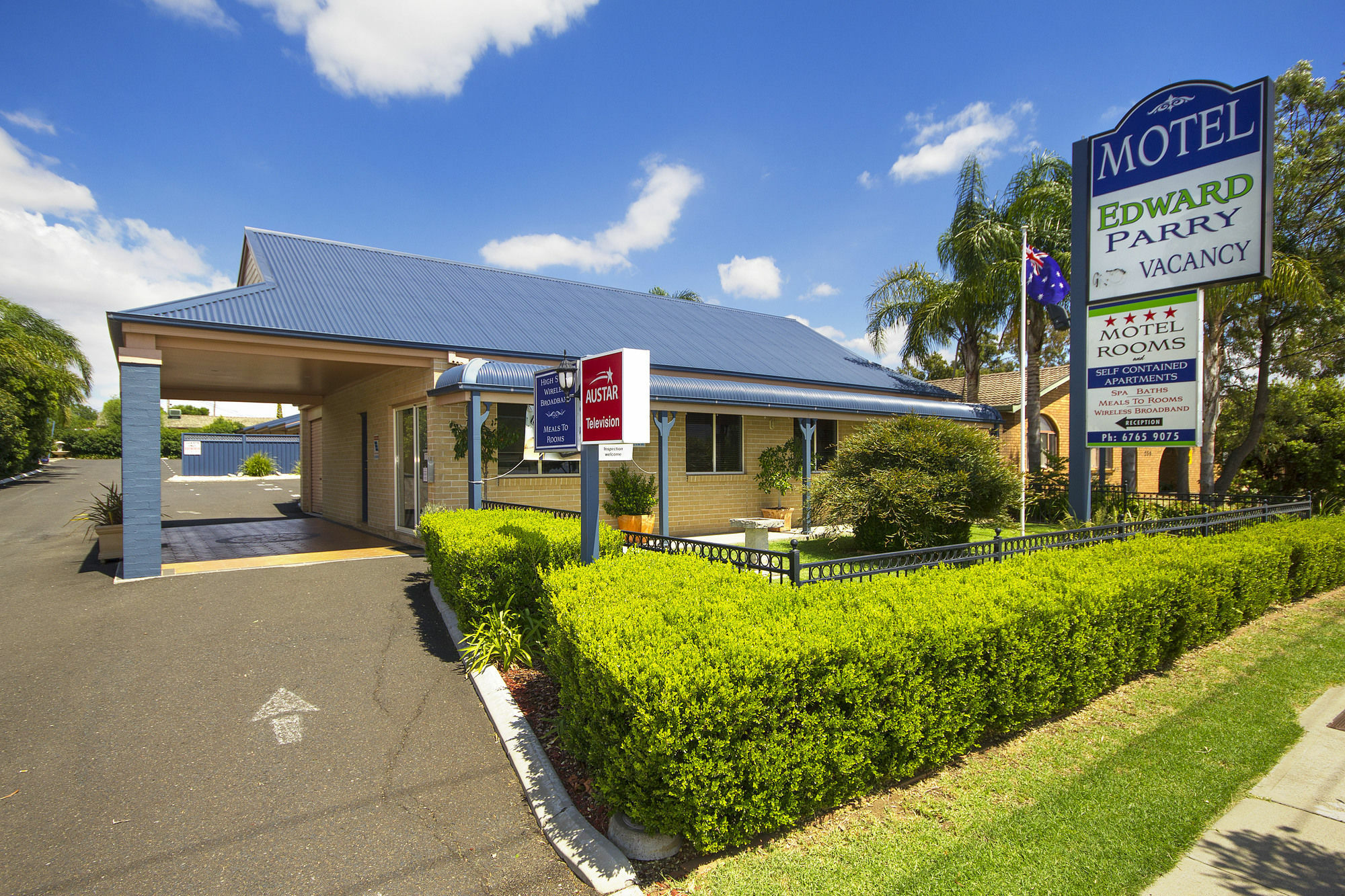 Edward Parry Motel And Apartments Tamworth Eksteriør bilde