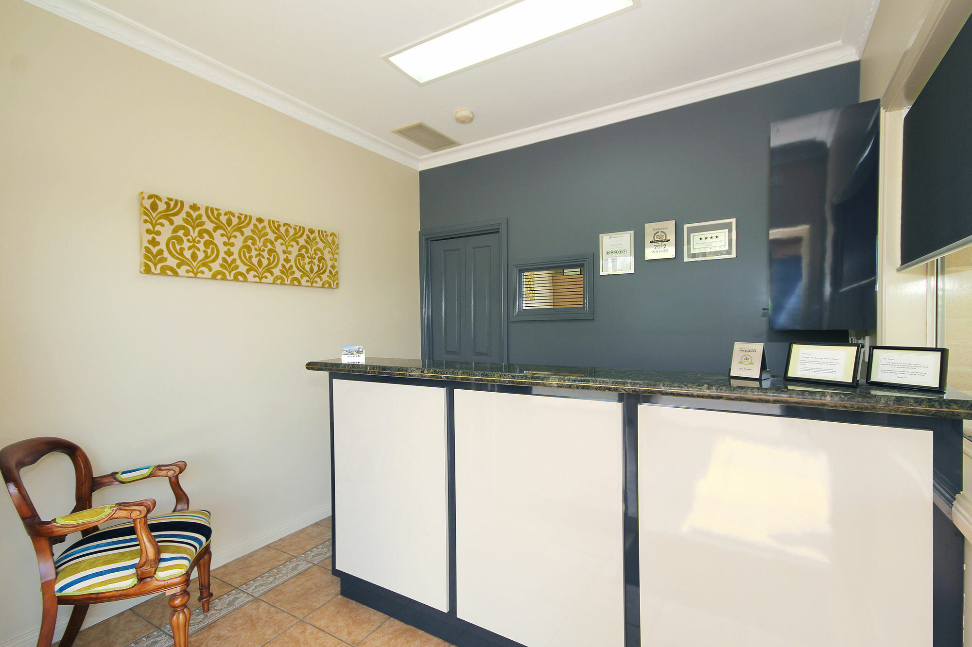 Edward Parry Motel And Apartments Tamworth Eksteriør bilde